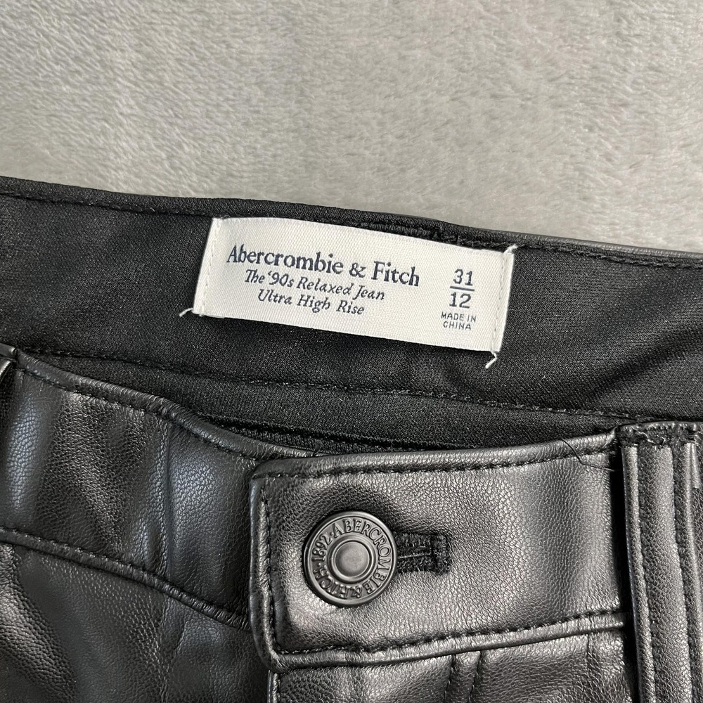 Abercrombie & Fitch Jeans Womens 31 12 Black High Rise 90s Relaxed Faux Leather - Picture 4 of 8